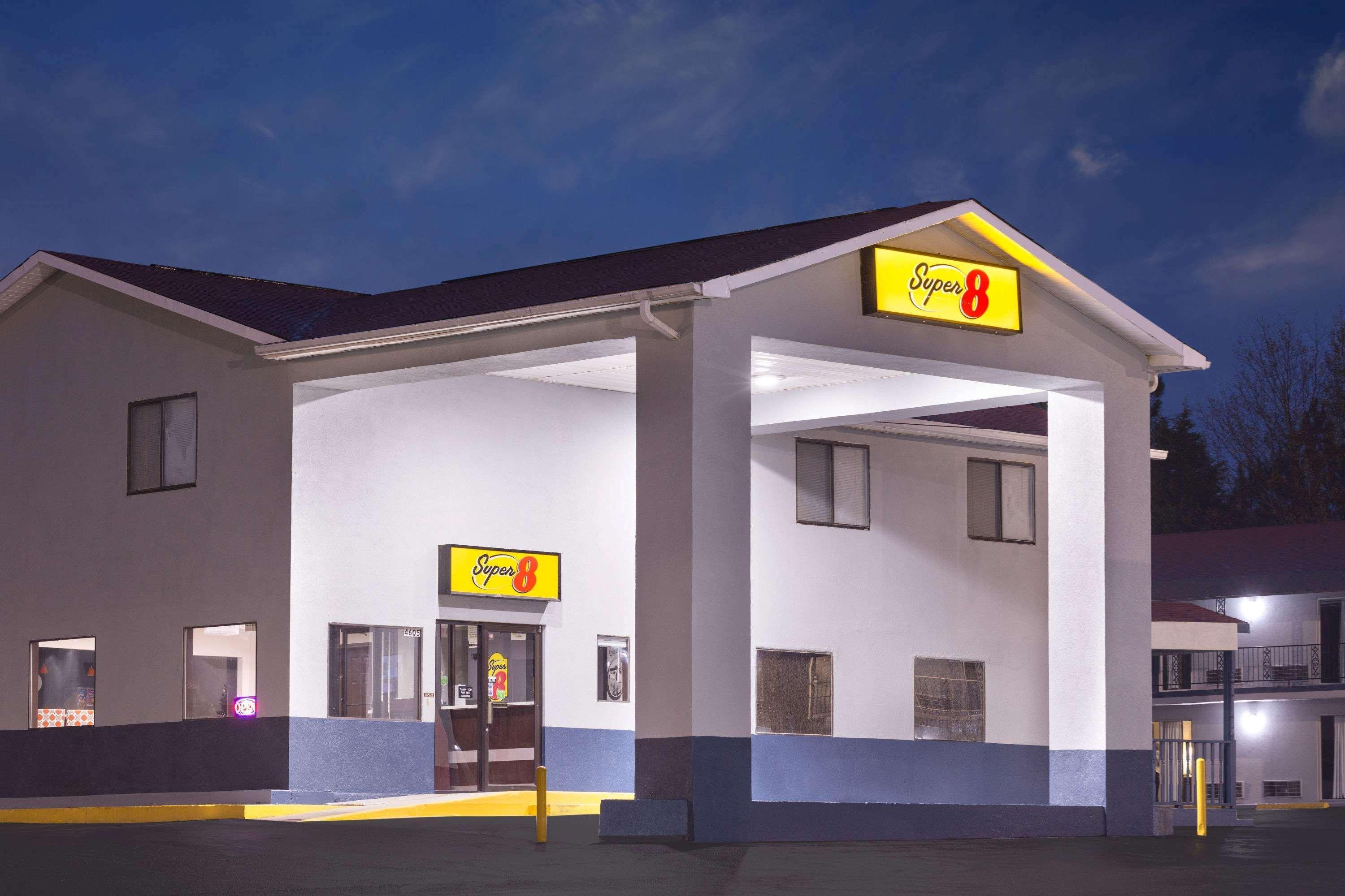 במוטל Super 8 By Wyndham לוקוסט גרוב מראה חיצוני תמונה