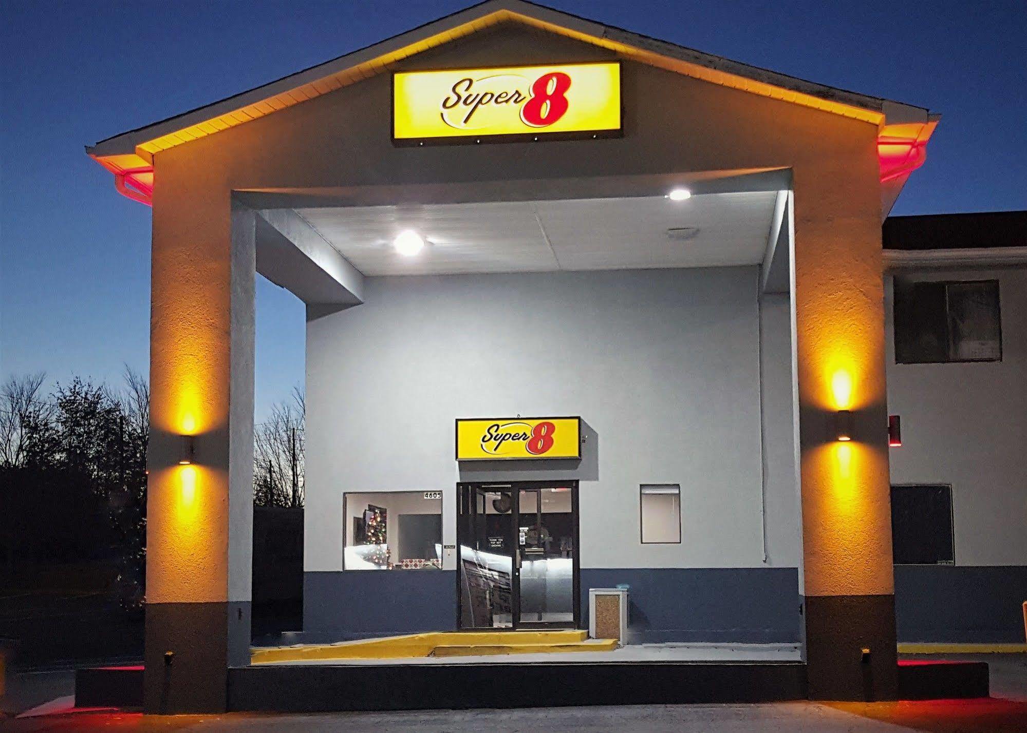 במוטל Super 8 By Wyndham לוקוסט גרוב מראה חיצוני תמונה